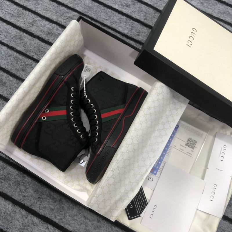 G*u*i casual shoes